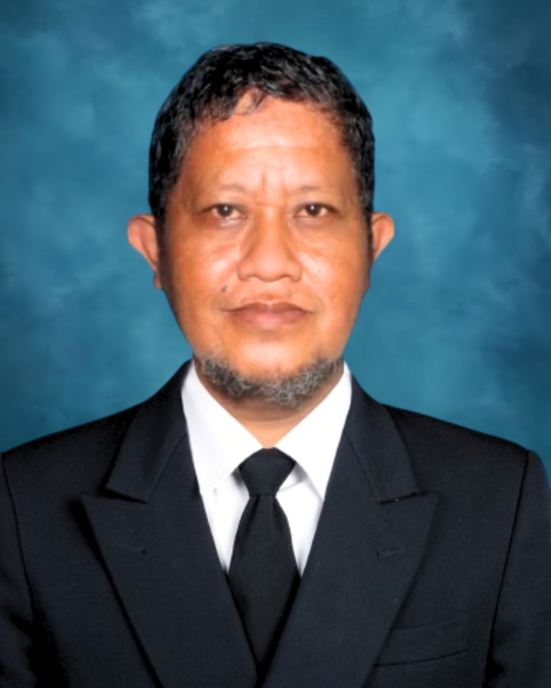 Aris Saptono, S.H.